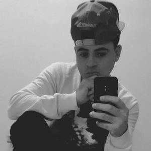 Meet your Posher, Josue